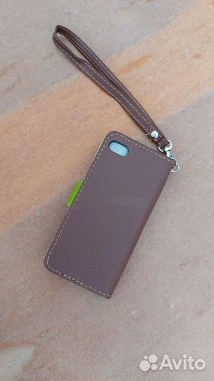 Чехол на iPhone 5 серии новый