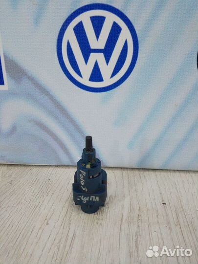 Датчик педали сцепления Volkswagen polo 5