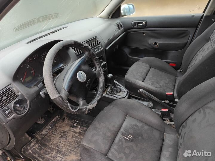 Volkswagen Golf 1.9 МТ, 2000, 350 000 км