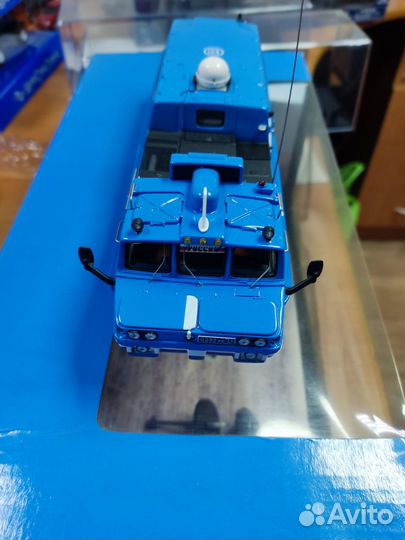 Модель ЗИЛ-49061 Синяя Птица 1/43