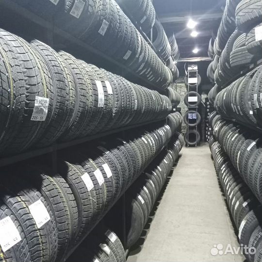 Yokohama Ice Guard IG30 215/55 R17 89L