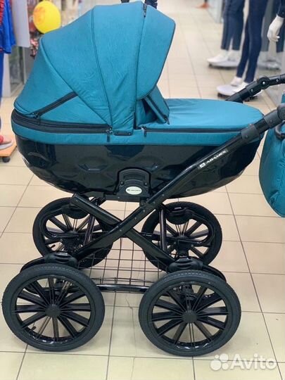 Коляска Adamex Chantal retro 2в1