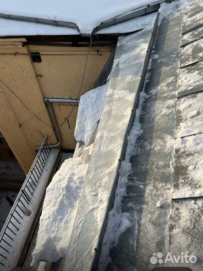 Уборка снега с крыш