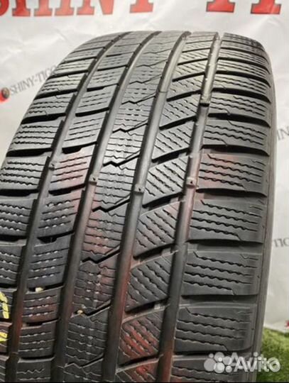 Kumho WinterCraft KW27 235/45 R19