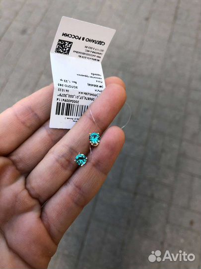 Золотые серьги новые
