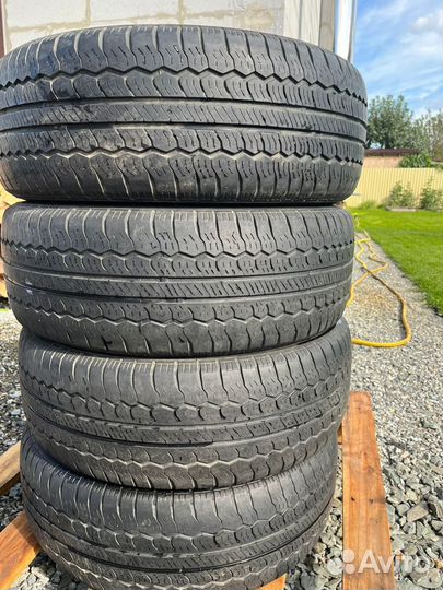 Nexen CP 521 235/60 R17