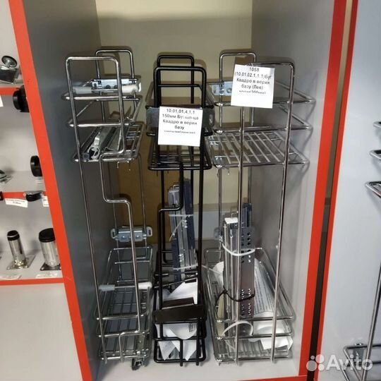 Выкатные корзины бутылочницы