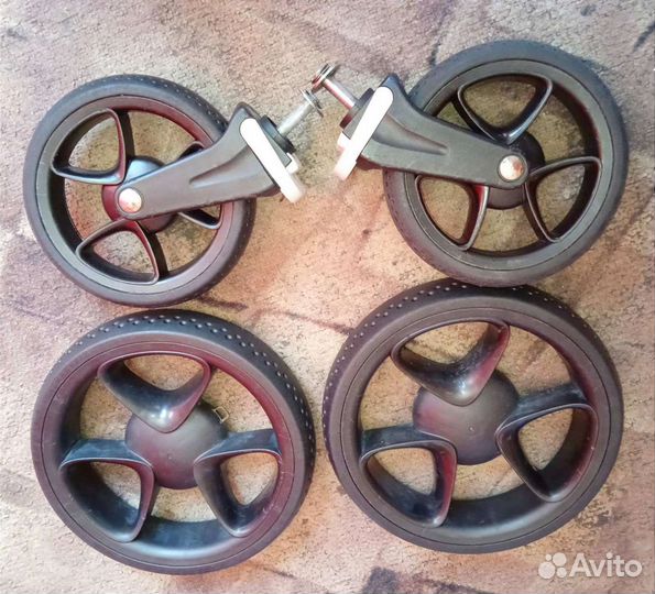 Колёса на коляску Stokke Dsland