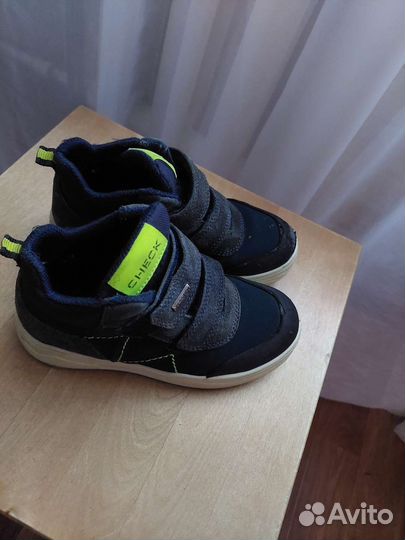 Демисезонные ботинки