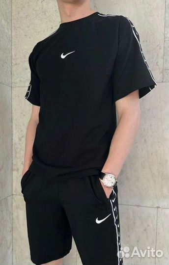Шорты и футболка Nike