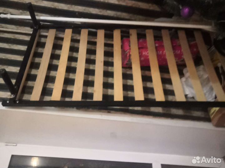 Деревянные полочки