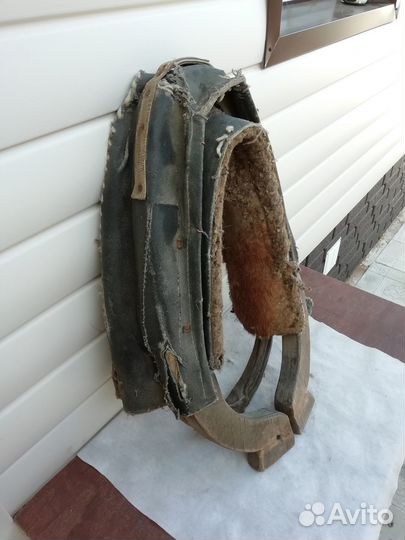 Хомут для лошади. Старина