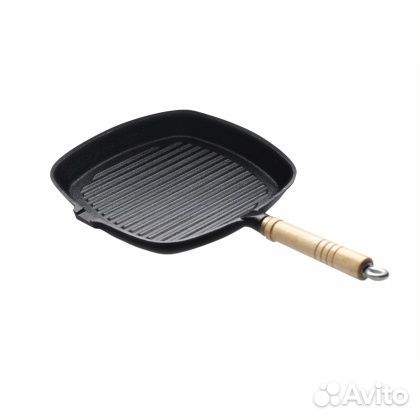 Сковорода чугунная рифленая 250х250 мм с деревянно