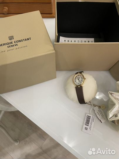 Часы женские frederigue constant