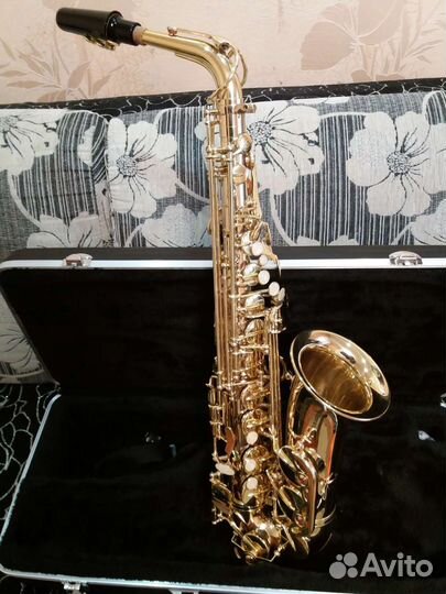 Саксофон Альт Eb J.michael Al-500