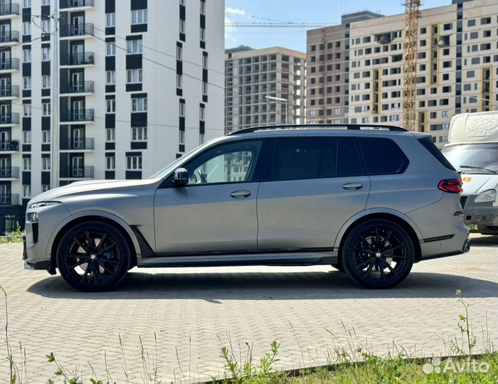 BMW X7 3.0 AT, 2022, 16 000 км