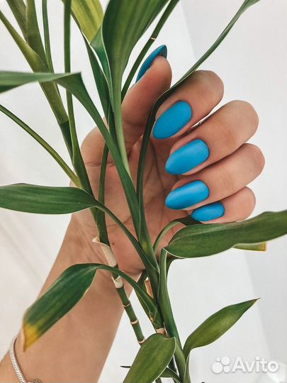 Маникюр педикюр