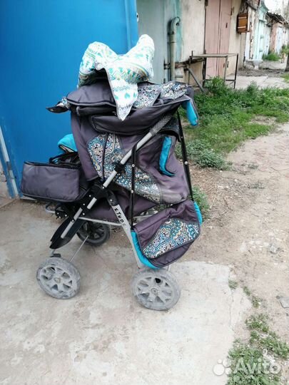 Прогулочная коляска