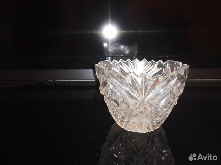 Ваза хрустальная