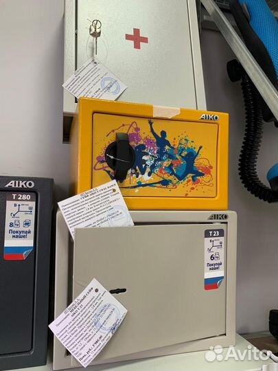 Оружейный сейф Aiko для документов