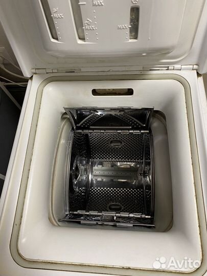 Стиральная машина с вертикальной загрузкой