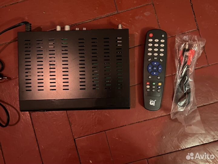 Спутниковый ресивер gi s1126