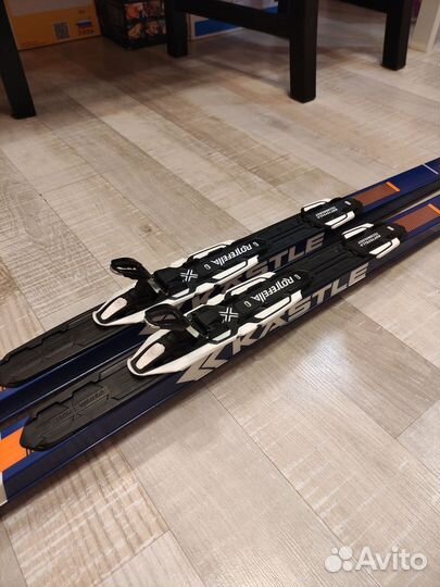 Коньковые лыжи Kаsтle ха10 skate, с креплением