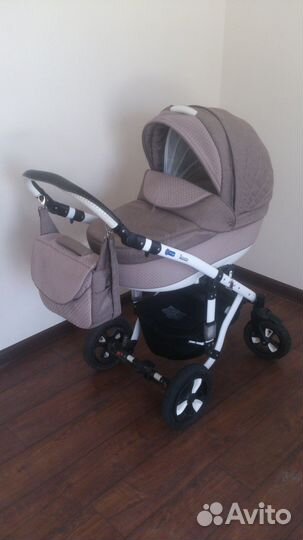 Продается коляска 2 в 1 в идеальном состоянии