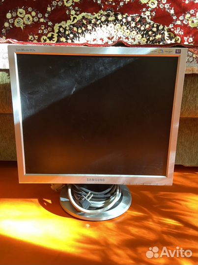 Монитор Samsung 913N