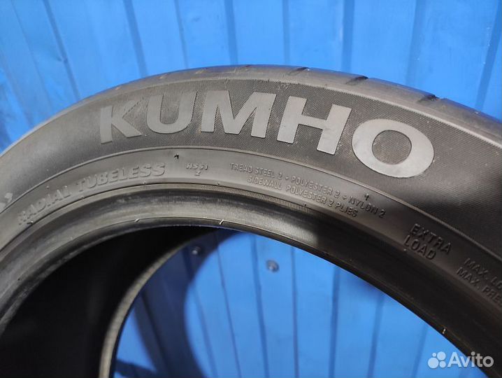 Kumho Ecsta HS51 235/45 R17