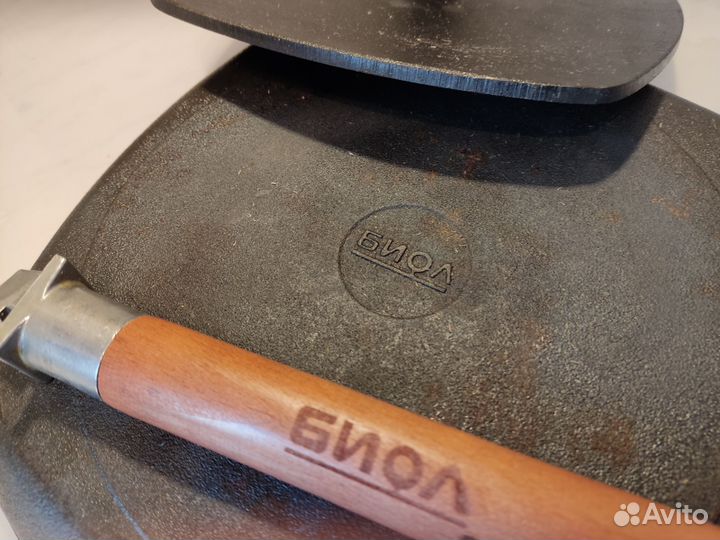 Чугунная сковорода гриль с прессом