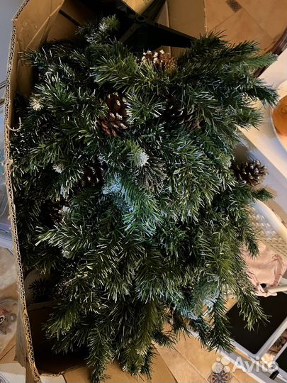 Елка искусственная