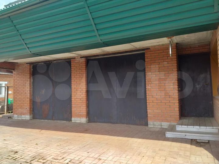 Дом 219 м² на участке 10 сот.