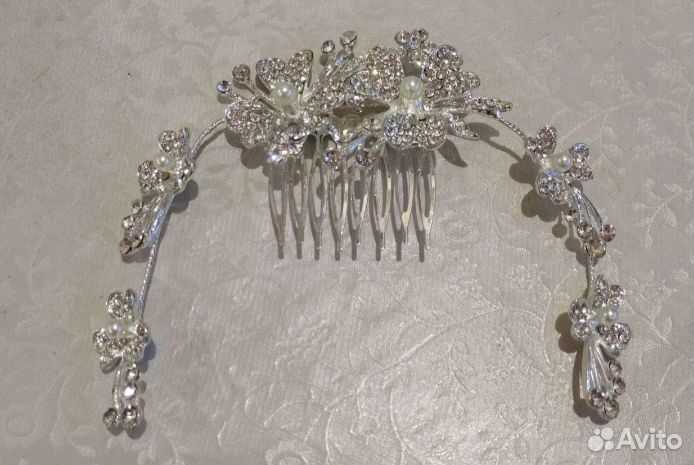 Пакетом уход за волосами и лицом