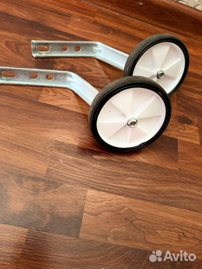 Колеса боковые