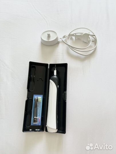 Зубная щетка oral b pro 750