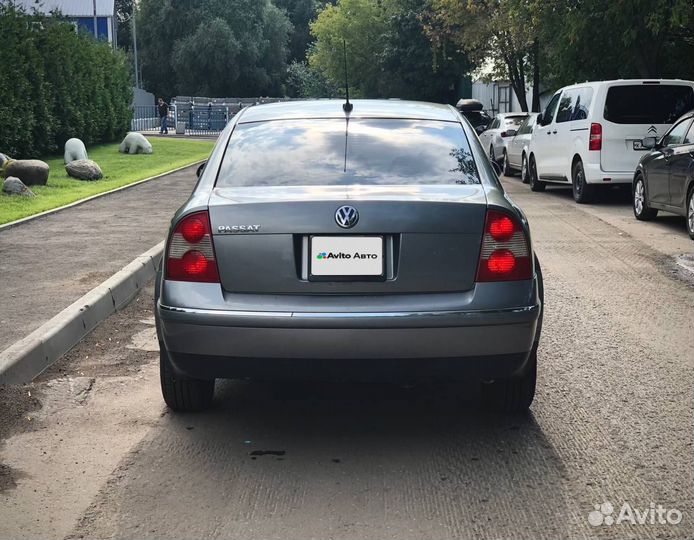 Volkswagen Passat 1.8 AT, 2004, 320 000 км