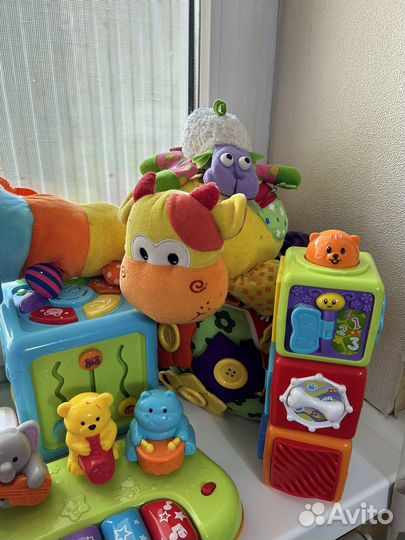 Развивающие игрушки пакетом
