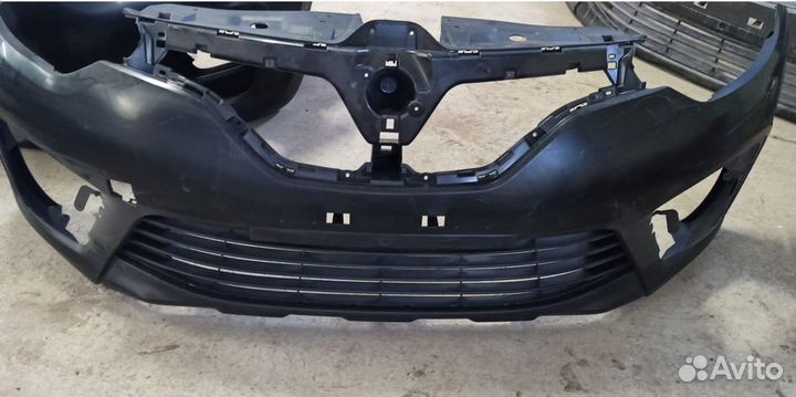 Бампер передний renault kaptur черный 16-20 г