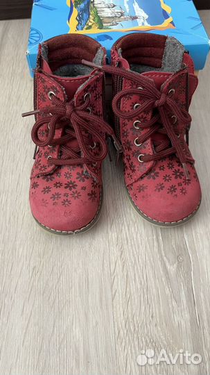Обувь для девочки