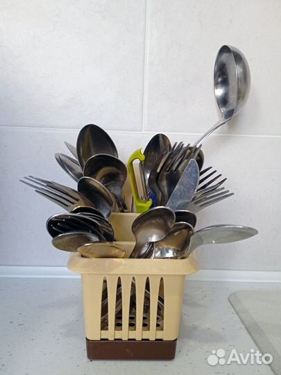 Корзина-стойка-органайзер для столовых приборов