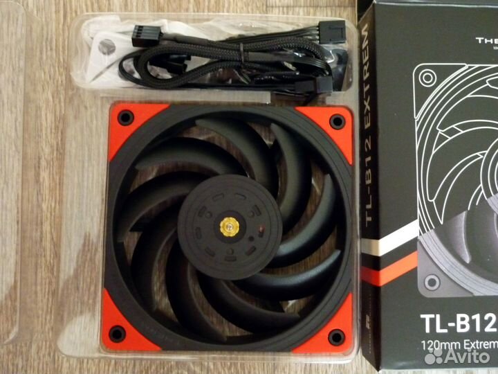 Вентилятор Thermalright TL-B12-extrem