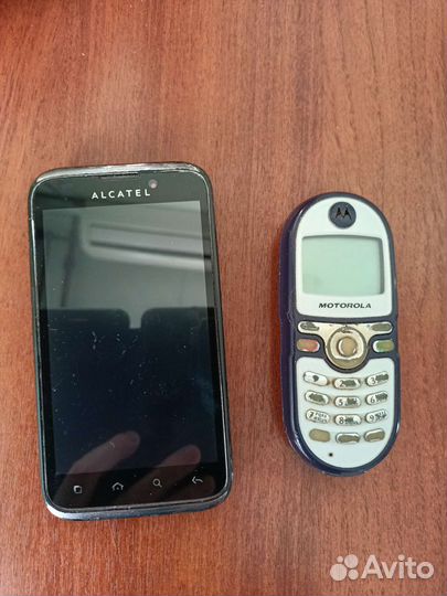 Телефон Motorola
