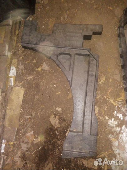 84977jd000 наполнитель багажник Nissan Qashqai