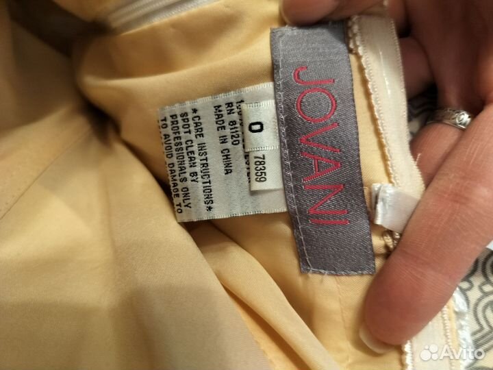 Вечернее платье