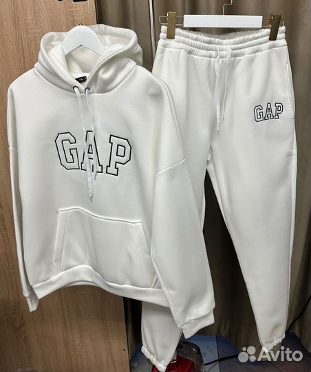 Спортивный костюм женский Gap
