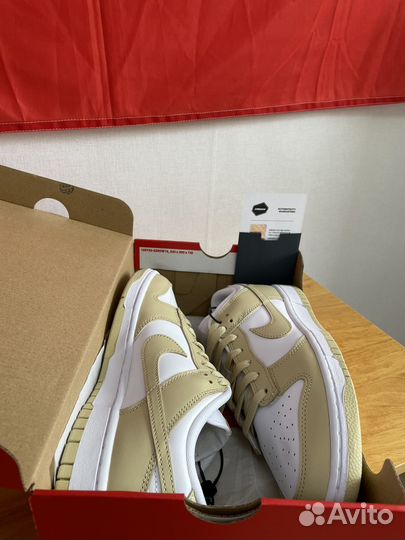 Кроссовки Nike Dunk Low Team Gold and White