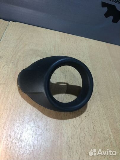 Рамка противотуманной фары левой Ford Focus III (2