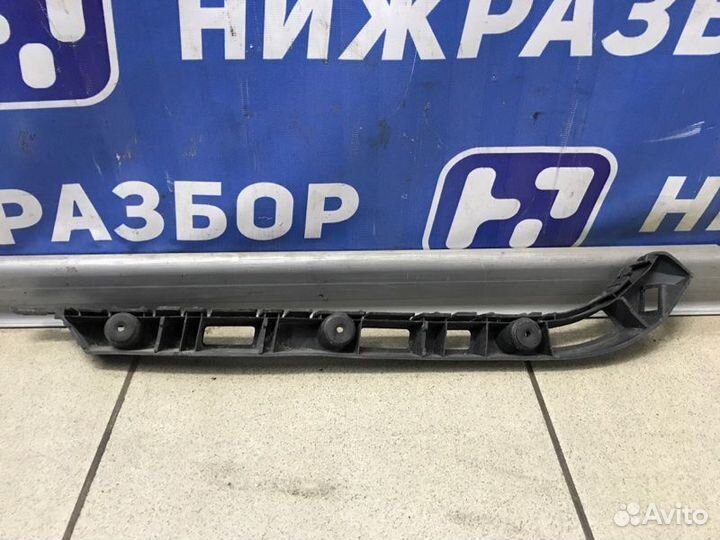 Направляющая бампера задняя правая Chevrolet Cruze