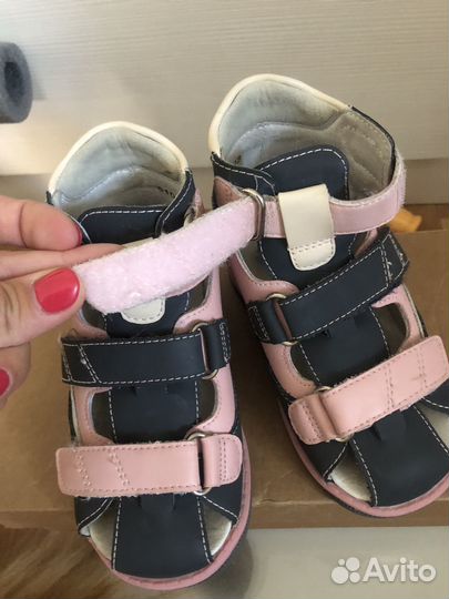 Босоножки для девочки 23 размер